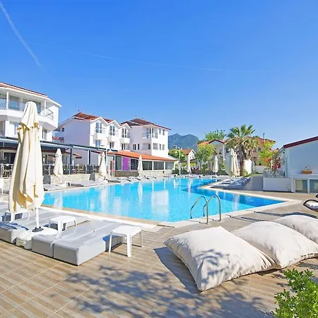 Otel Grand Emir & 3*