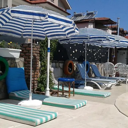 Gala Apartment *