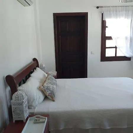 Tatil Evi 3-bed Sleeps 5 Annie's Hse Ortaca Dalyan