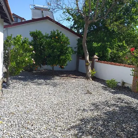 3-bed Sleeps 5 Annie's Hse Ortaca Holiday home