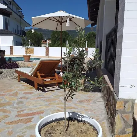 3-bed Sleeps 5 Annie's Hse Ortaca Tatil Evi *