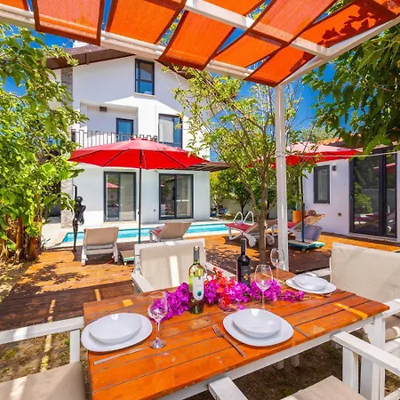 Welt Villa *