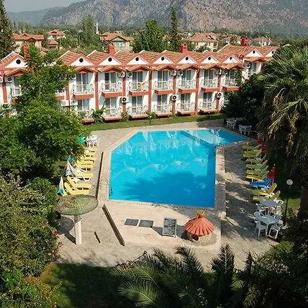 Otel Grand Emir & 3*