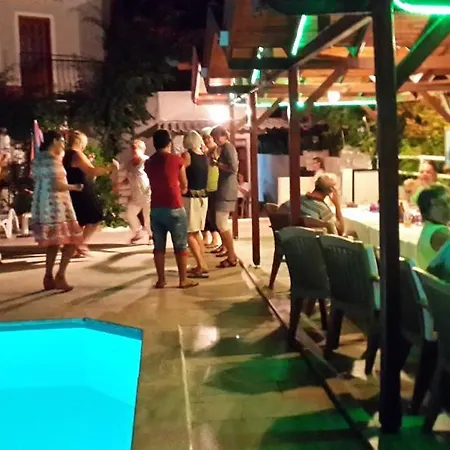 Arda Aparthotel