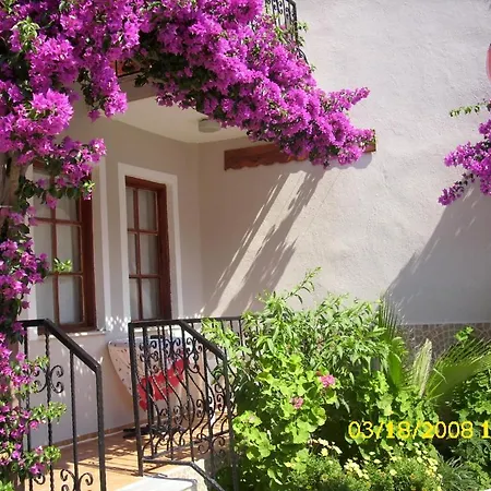 Arda Aparthotel