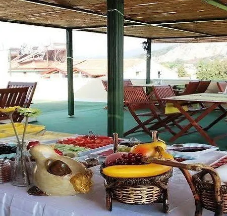 Otel Caretta Caretta 2*