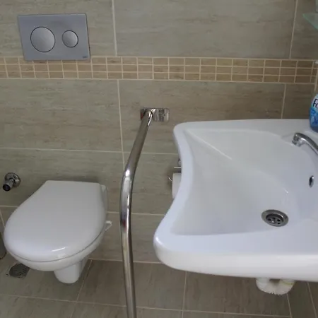 Villasevval-sleeps8-pool-bbq-ac-neartown * Dalyan