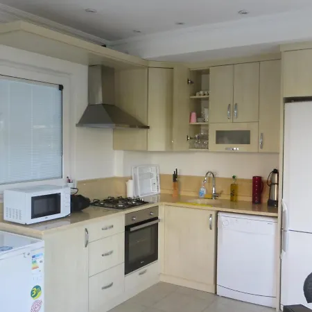 Villa Villasevval-sleeps8-pool-bbq-ac-neartown Dalyan