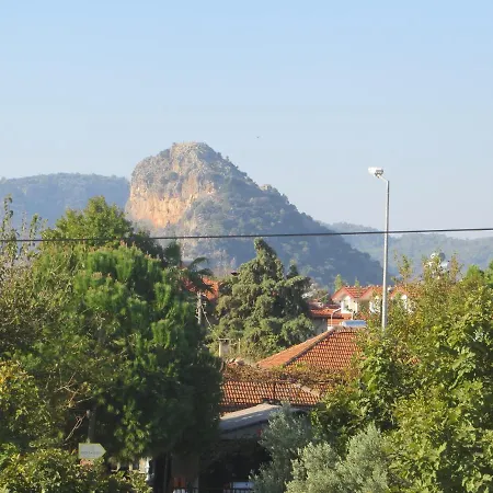 Villa Villasevval-sleeps8-pool-bbq-ac-neartown *
