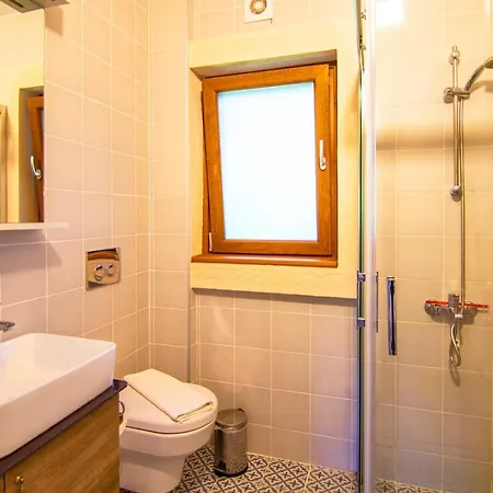 Villa Stonehouse-1