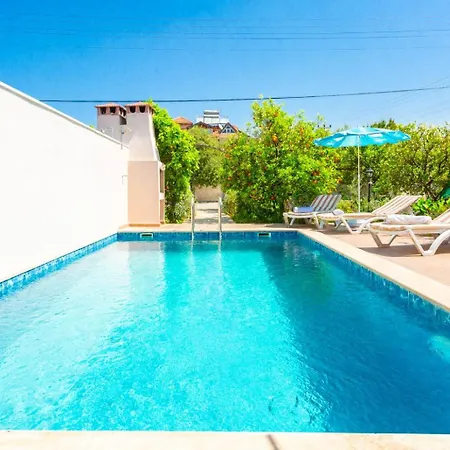 Villa Duman 2 *