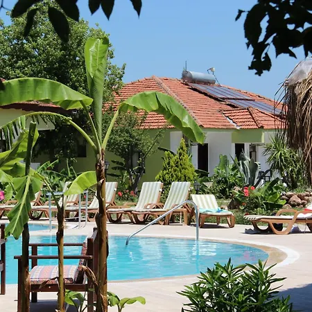 Otel Riverside 2*