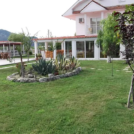 Yavuz Hotel 3*