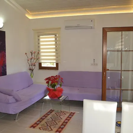 Yalili Tatil Evi *