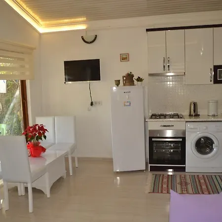 Tatil Evi Yalili *