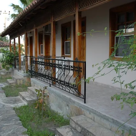 Oda ve Kahvaltı Keysan Yunus 3*