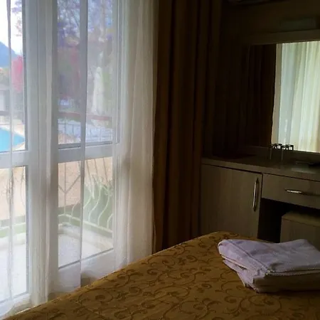 Grand Emir & Hotel