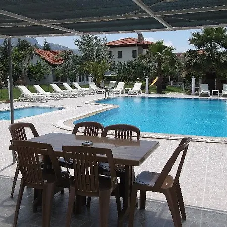 Yavuz Hotel 3*